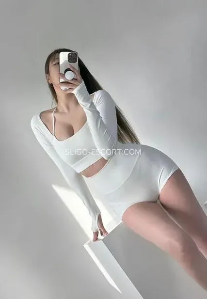 Sligo escort Miranda — 4