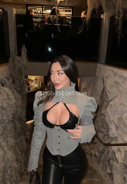 Sligo escort Leslie — 5