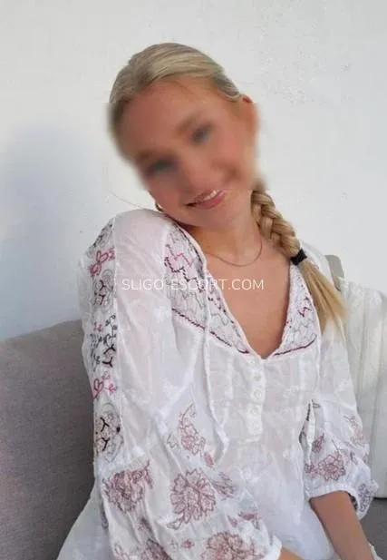 Sligo escort Caroline — 4