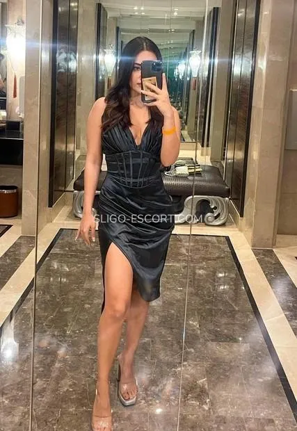 Escort djevojka Madeleine - Sligo