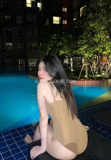 Sligo escort Almudena — 10