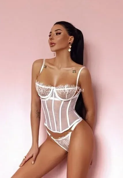 Sligo escort Amanda — 1